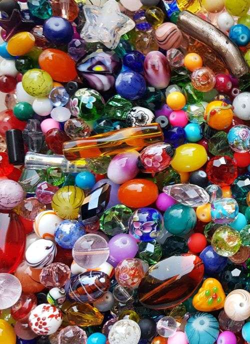 Crazy Wednesday***Free Shipping !!! See Description* 1.4Kg** Mix  Glass Beads