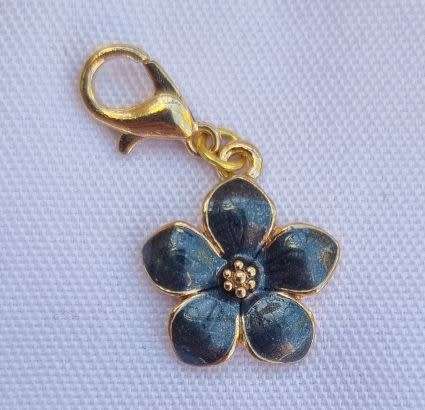 *Clearance Sale*1pc Grey / Flower / Gold Tone / Enamel  Charm With Gold Tone  Lobster Clasp
