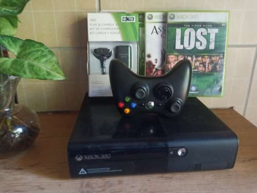 Xbox 360 e 500gb bundle