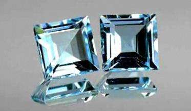STUNNING 2.75CT/2PC SQUARE CUT NATURAL AAA SKY BLUE TOPAZ