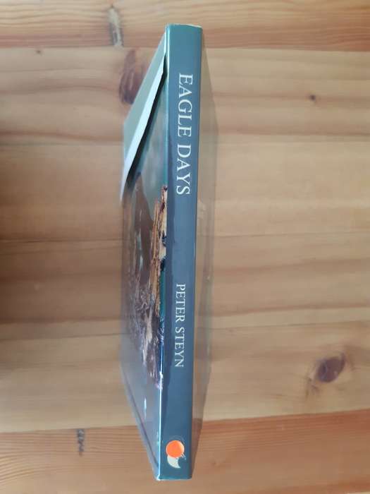 Eagle days: A study of African eagles at the nest - Peter Steyn