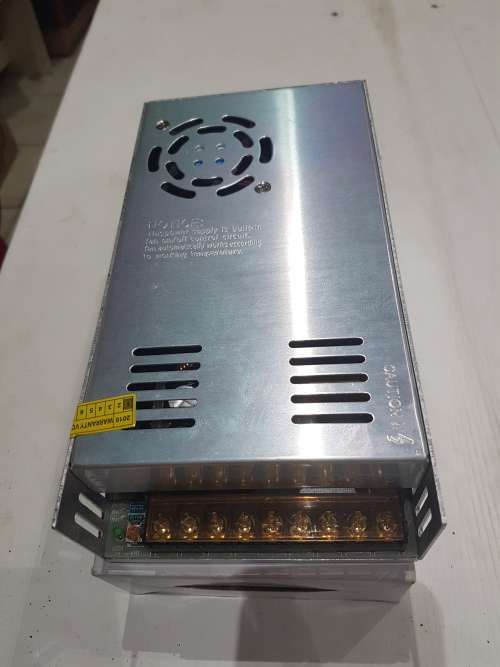 12.V,30 AMPS CCTV POWER SUPPLY WITH BUILT-IN FAN ON AND OFF CIRCUIT