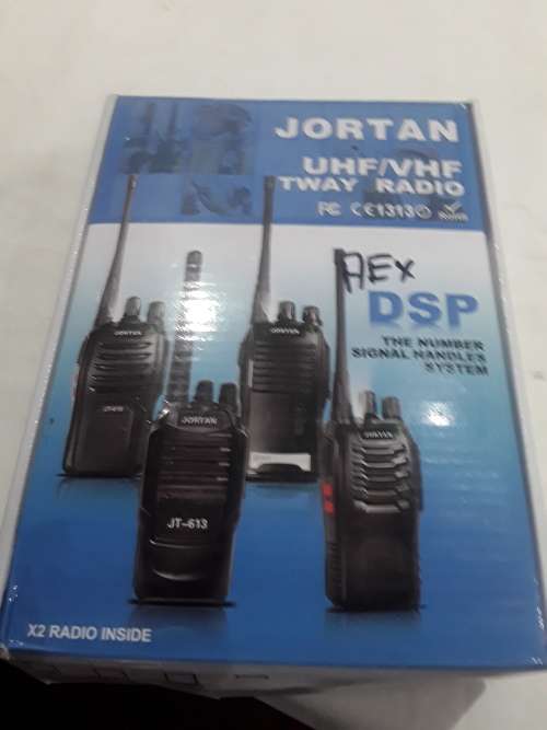 VHF/UHF 2 WAY FM TRANSCEIVER