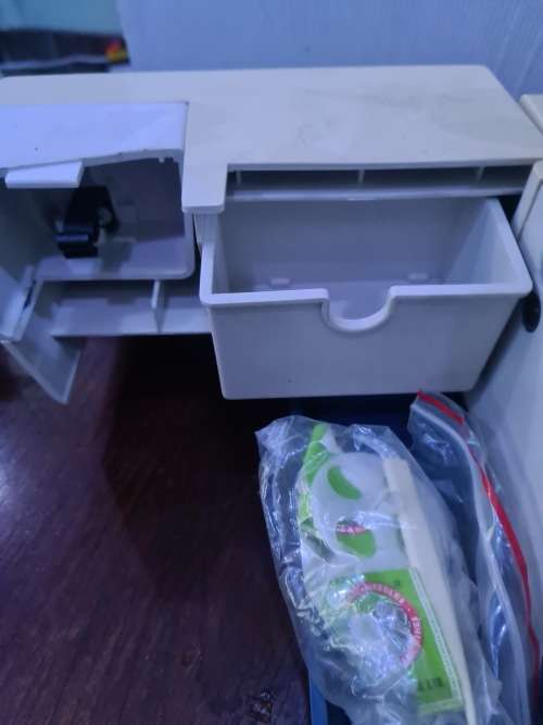 EMPISAL 500D OVERLOCKER WITH SAFETY STITCH(WORKS PERFECTLY)