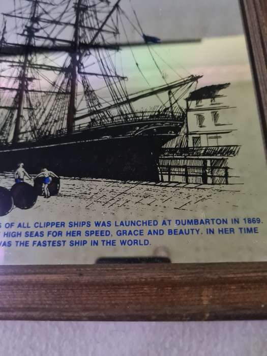 THE CUTTY SARK MIRRORED FRAME(LAUNCHES AT DUMBARTONIN 1869,33x 24cm