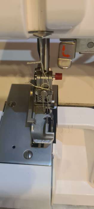 ELNA  SWISS DESIGN 4 THREAD OVERLOCKER(EXCELLENT WORKING CONDITION)