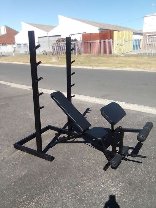 HANZU GYM BENCH AND SQUAT RACK