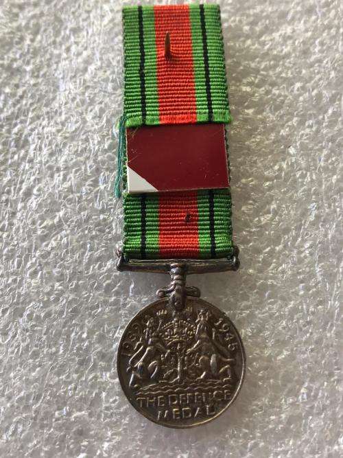 WW2 MINIATURE DEFENCE MEDAL