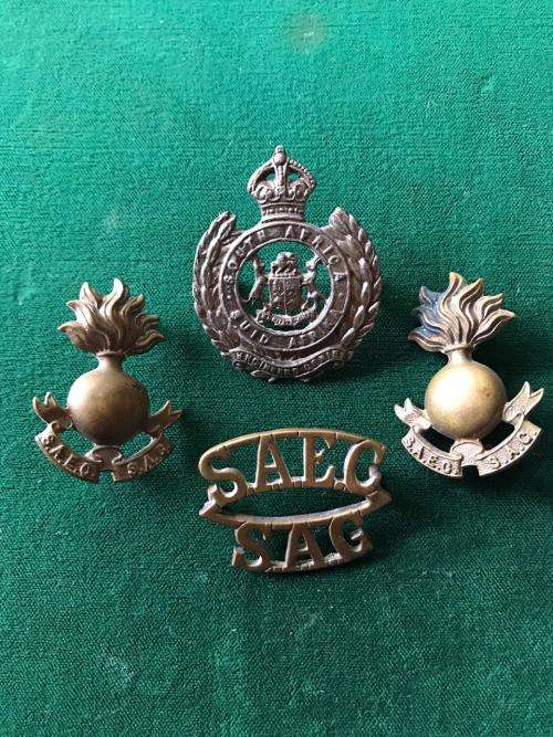 SA ENGINEERS SET OF CAP -2X COLLARS AND ONE TITLE-WORN WW2-ALL LUGS INTACT