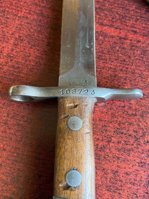 SWISS 1918 BAYONET WITH ITS LARGER HILT AND DOUBLE EDGE BLADE-MANUFACTURER ELSENER SCHEYZ-OVERALL LE