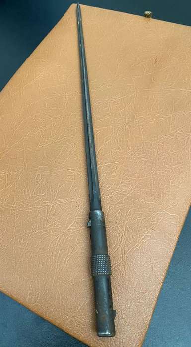 FRENCH M36 BAYONET FOR THE MAS 36 RIFLE-OVERALL LENGTH 434MM-PLEASE LOOK AT PICS FOR MORE INFO