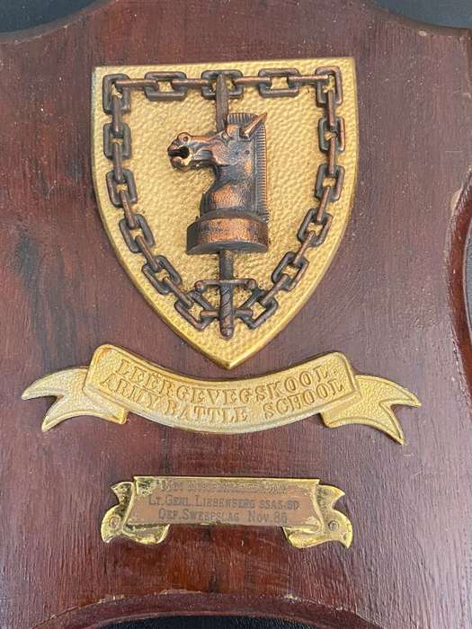 PLAQUE TO LT. GENL. LIEBENBERG SSAS.SD. OEF. SWEEPSLAG NOV 86