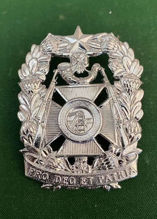 WITWATERSRAND RIFLES KILMARNOCK BONNET BADGE -POST 1964- 2 LUGS