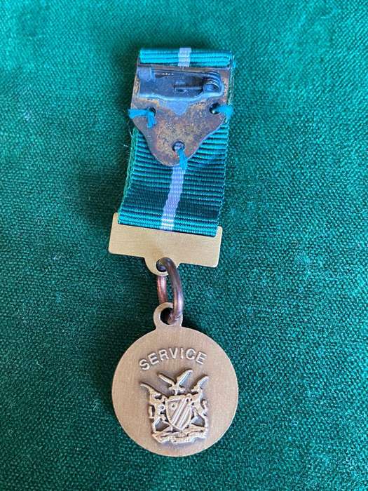 NAMIBIAN POLICE MINIATURE BRONZE MEDAL FOR 10 YEAR SERVICE-FULL SIZE