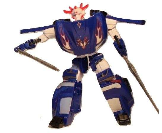 Super Change Transformer Robot Quickly Transforms Into a Car With Accessories