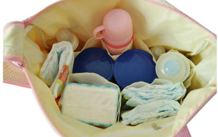 Multi-functional 5 in 1 Baby Bag Set - Waterproof, elegant and durable
