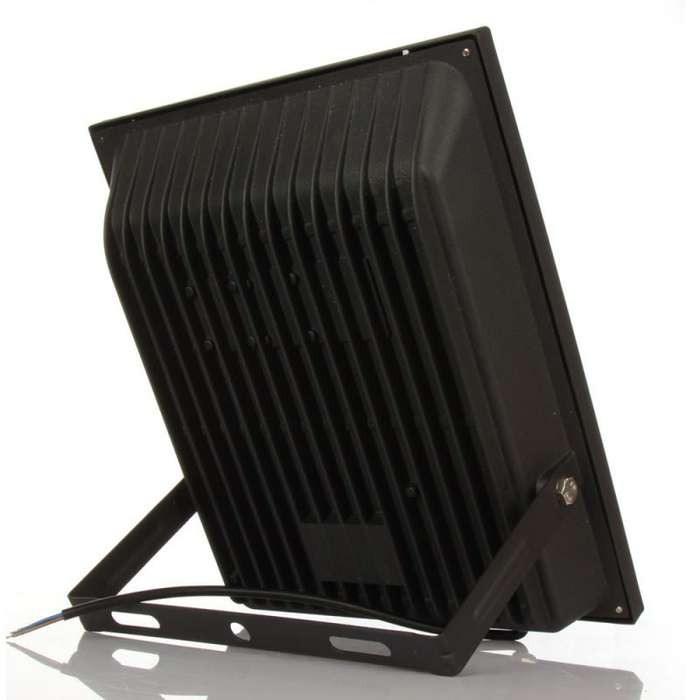 High Power Waterproof 100W LED Flood Light with a High-Quality Die Cast Aluminium Casing
