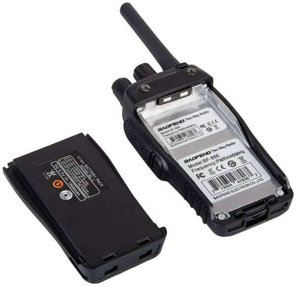 2 X Handheld Hand Radio Set with 16 Channels and lots of Accessories