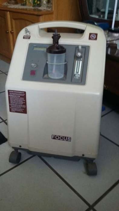 Vintage FOCUS Oxygen Concentrator