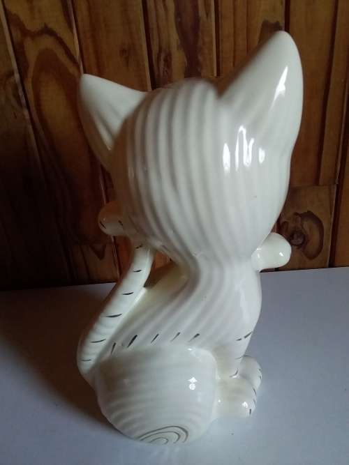 Vintage Ivory and Gold Glazed Ceramic Large Cat Figurine