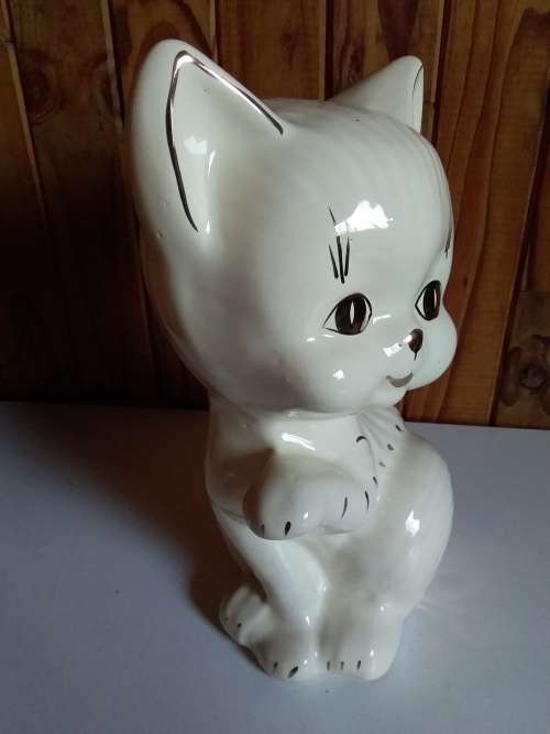 Vintage Ivory and Gold Glazed Ceramic Large Cat Figurine