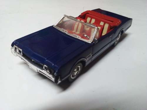 2000 Newray 1966 Oldsmobile Die Cast 1:43