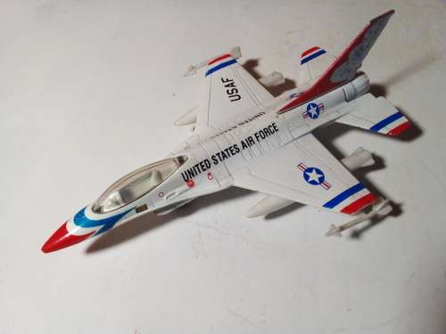 Diecast F 16 Falcon Jet 16cm