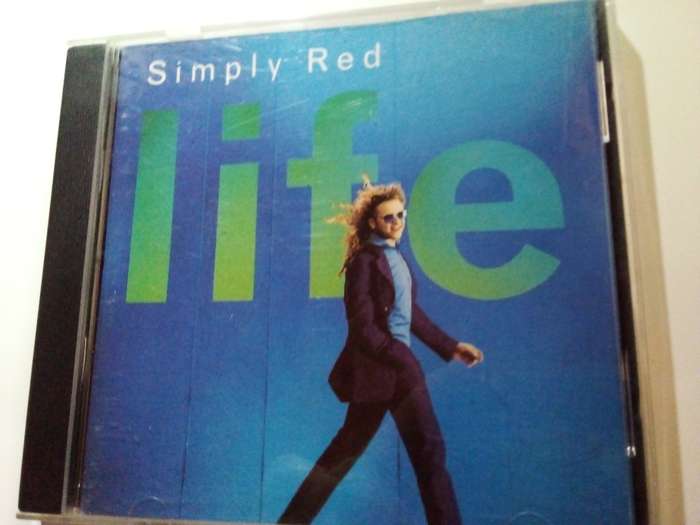 Simply Red Music CD (D72)