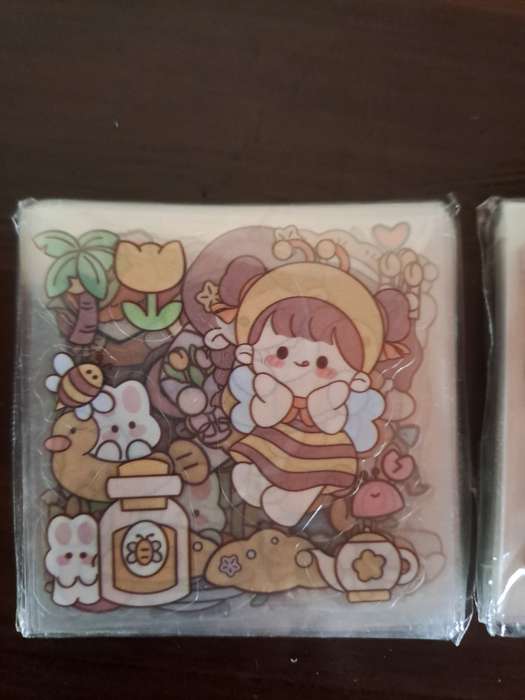 Stickers 100 PVC not Repeating
