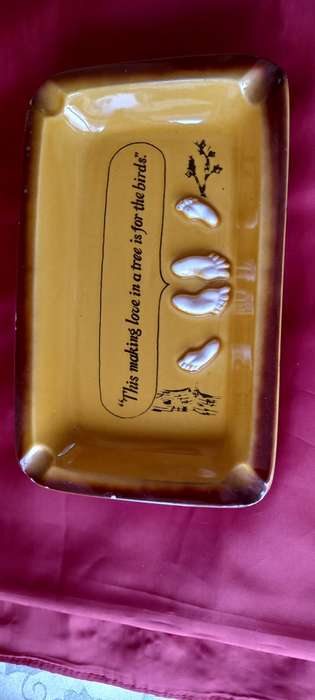 Funny Feet Pair of Ashtrays with Quirky Sayings