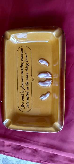 Funny Feet Pair of Ashtrays with Quirky Sayings