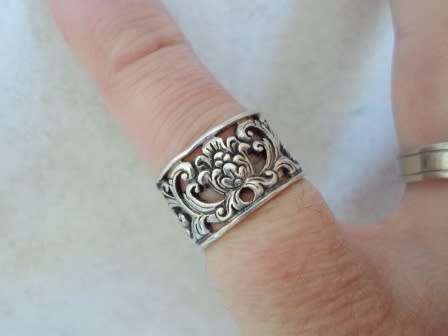 WOW!! CHUNKY STERLING SILVER RING WITH STUNNING DESIGN!! 5,9g   SIZE O1/2  WOW!!