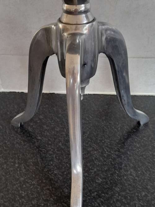 Fabulous!! Aluminum side table, stunning design 515 x 340mm value R1200