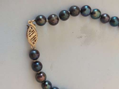Magnificent vintage black sea pearl necklace with 9ct gold clasp WOW!!