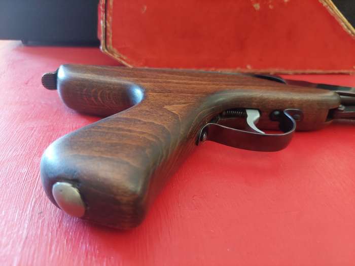 Rare vintage 1960`s Diana mark iv air pistol with box 100% working