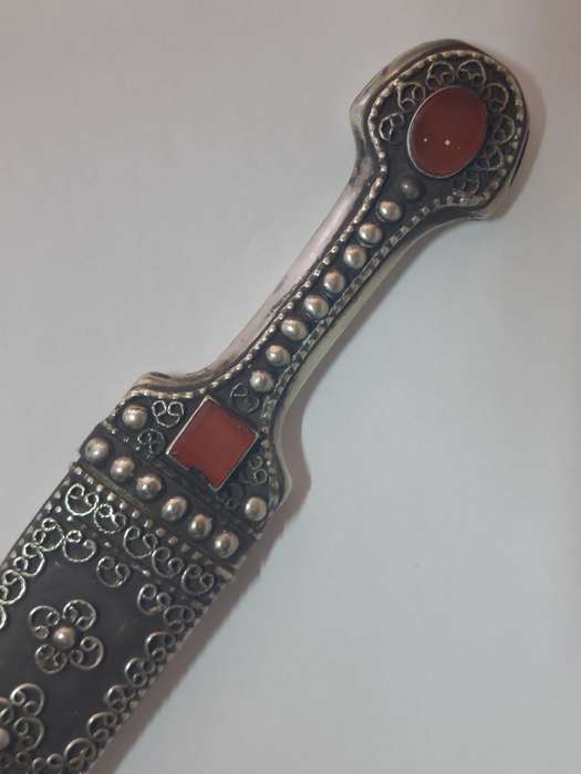 Spectacular Vintage Kurdish khanjar 800 silver & carnelian dagger 162,2g Value 3500