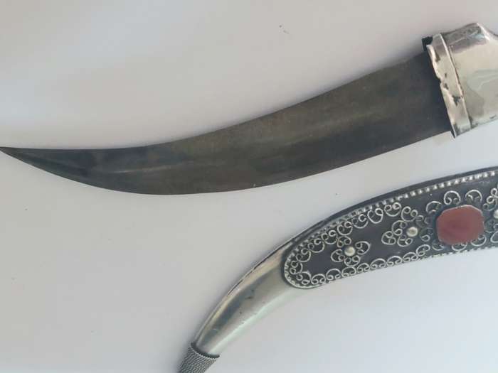 Spectacular Vintage Kurdish khanjar 800 silver & carnelian dagger 162,2g Value 3500