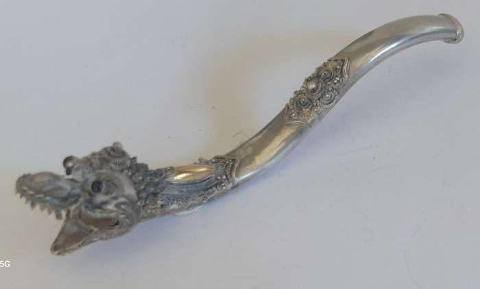 Exquisite vintage oriental sterling silver dragon cigarette holder 7.6g