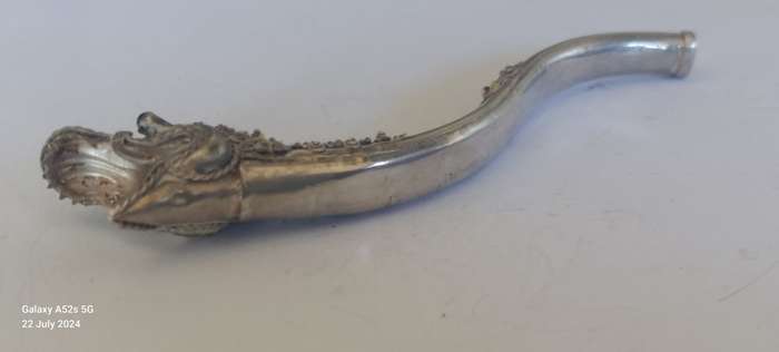 Exquisite vintage oriental sterling silver dragon cigarette holder 7.6g