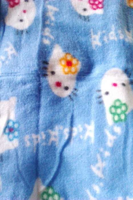 Stunning hello kitty fleese blanket