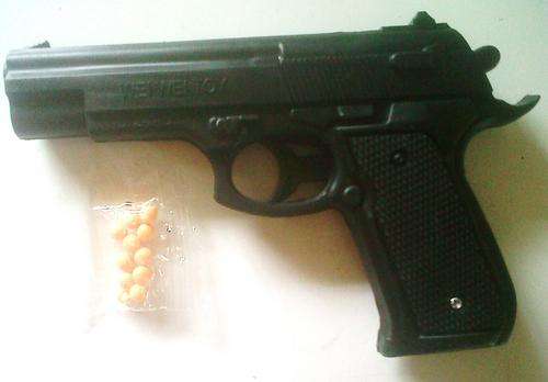 Toy bb gun with bullets