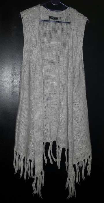 Rene Taylor Grey sleeveless knitted jacket * Size 16/40