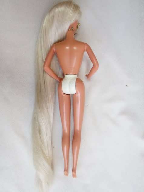 STUNNING BARBIE FIND - A 1995 JEWEL HAIR BARBIE WITH THE LONGEST HAIR EVER!!