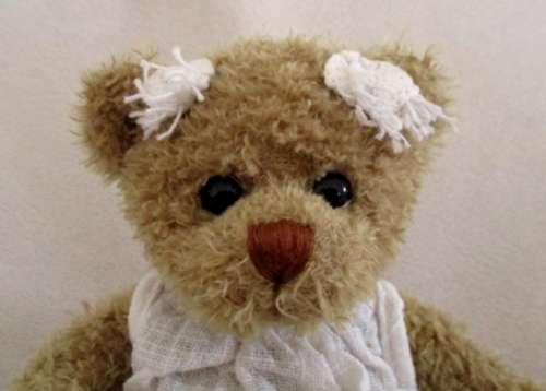 A HIGHLY COLLECTABLE SMALL SWEDISH BUKOWSKI DESIGN BEAR