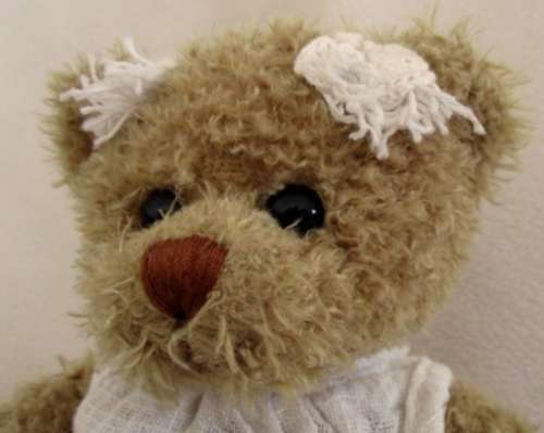 A HIGHLY COLLECTABLE SMALL SWEDISH BUKOWSKI DESIGN BEAR