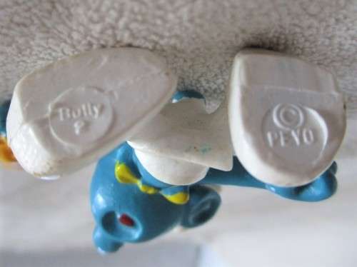 VINTAGE PEYO BULLY SMURF - HEAD COOK