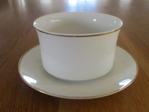 ROSENTHAL KPM KRISTER, GERMANY SAUCE/GRAVY HOLDER