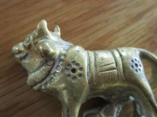 SO UNIQUE!! A VINTAGE, ORNATE KAMDHENU/NANDI COW WITH CALF FOR A SPECIAL PRINTER'S TRAY