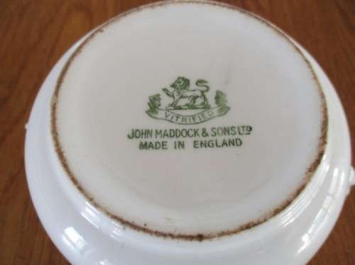 AN ANTIQUE EARLY 1900`s LIDDED DISH FROM THE ERSTWHILE ONRUST RIVER HOTEL MADE BY JOHN MADDOCK