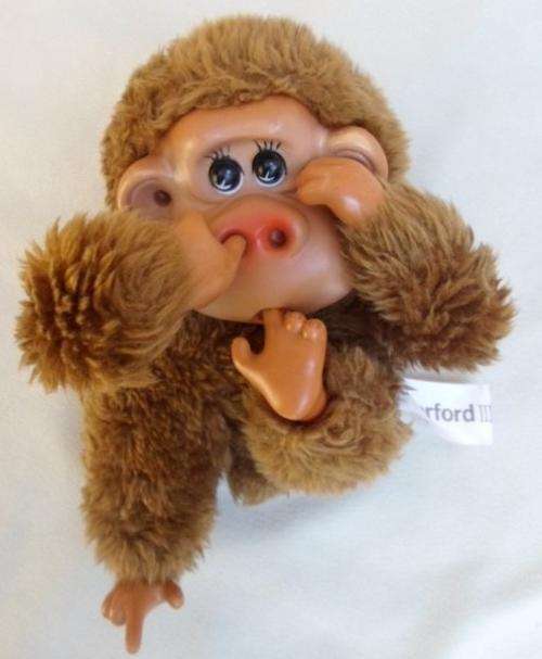 RUTHERFORD III THE THUMB & TOE SUCKING, EAR-STICKING, NOSE-PICKING, RUSS BERRIE CHIMP !!